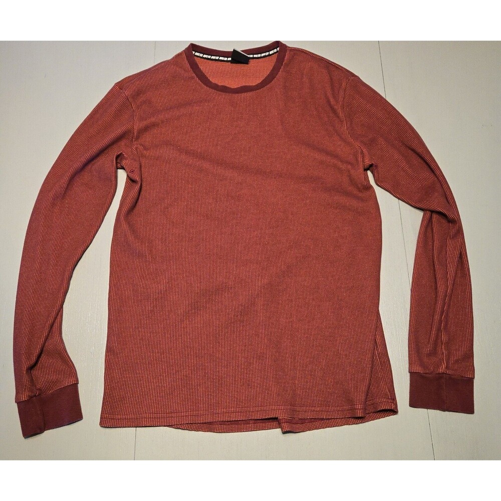 Nike SB Long-Sleeve Skate  Fit T-Shirt Red Men's Medium